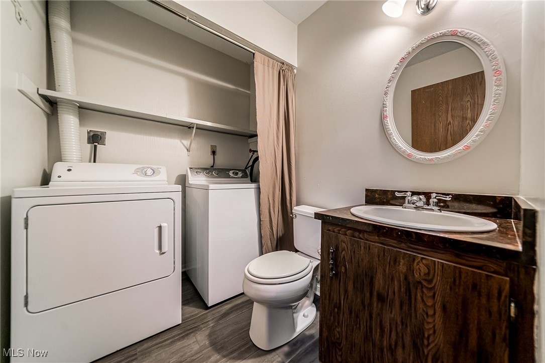 Danford Square Condo - Residential