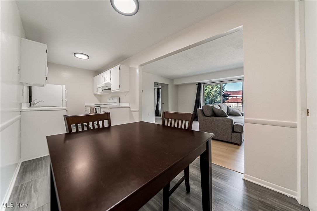 Danford Square Condo - Residential