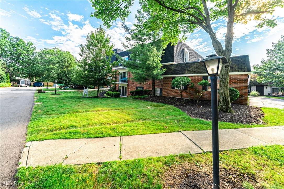 Danford Square Condo - Residential