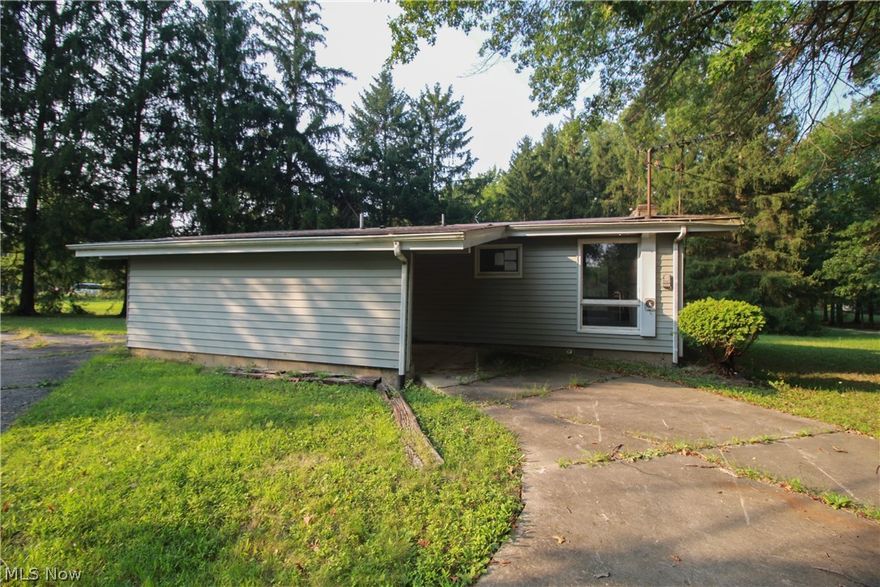 Calling all investors!! Check out this 3 bedroom 1.5 bath ranch located in Plalan Lakes.Features include a large family w/FP, formal dining room, and a laundry room. Additional features include a deck, detached 2 car garage and even an attached carport. All of this is situated on over a half acre! There's plenty of potential, and demo has already been completed!! Call today for a private showing!