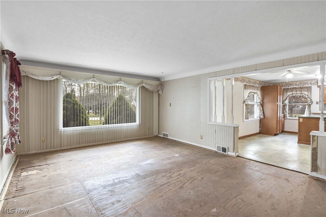 E A Branchs - Residential