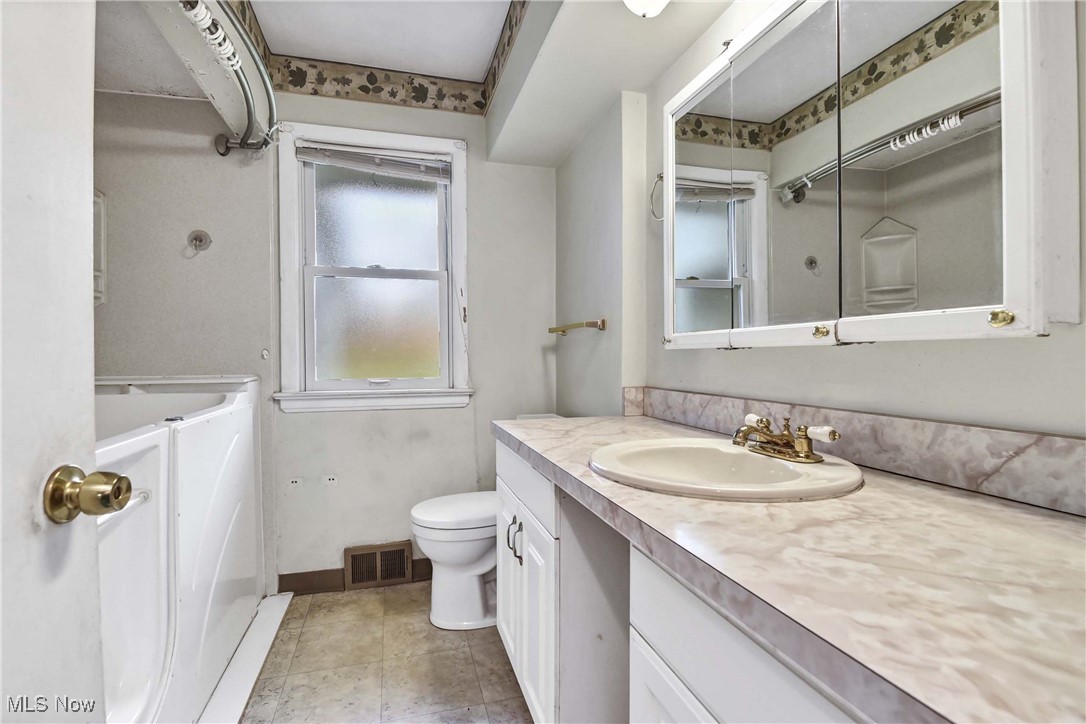 E A Branchs - Residential