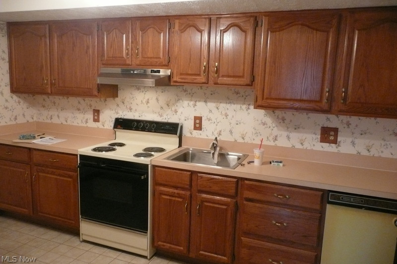 Harbour Light Condominium - Residential