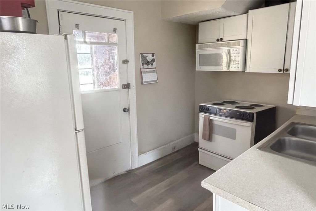 Photo of 1333 Kellogg Avenue, Akron, OH 44314 (MLS # 5197187)