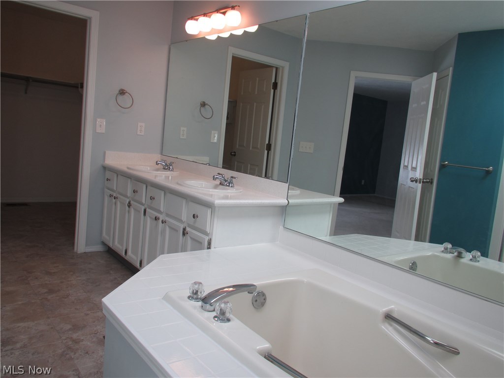 Buccaneer Woodlands Condo - Residential