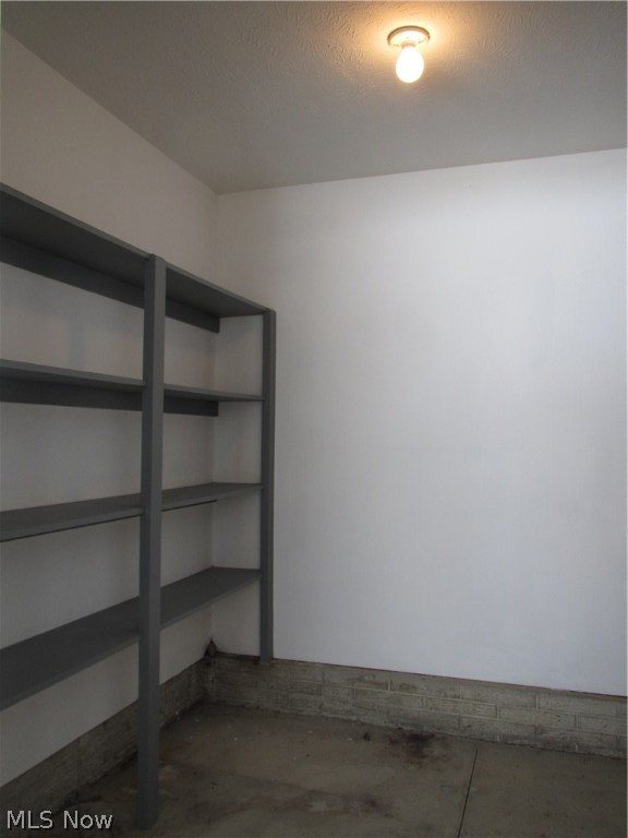 Buccaneer Woodlands Condo - Residential