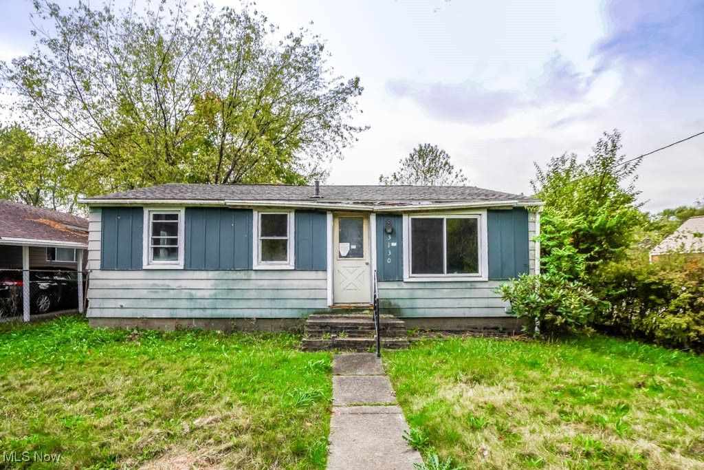 Photo of 3130 26th Street NE, Canton, OH 44705 (MLS # 5164817)