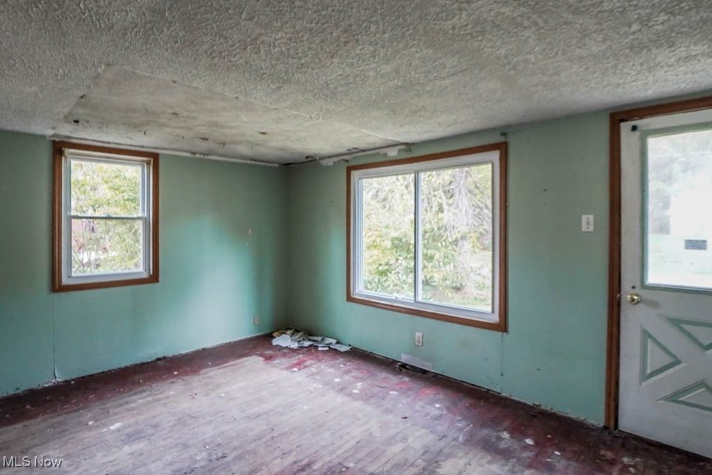 Photo of 3130 26th Street NE, Canton, OH 44705 (MLS # 5164817)