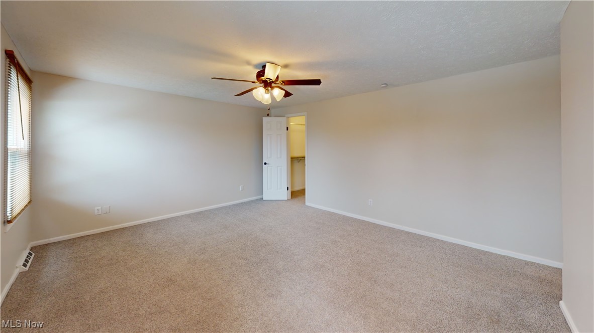 24194 Halburton Road, Beachwood, Ohio image 32