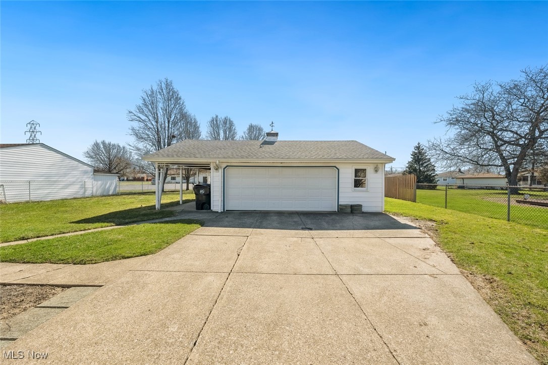 15461 Agnes Boulevard, Brook Park, Ohio image 40