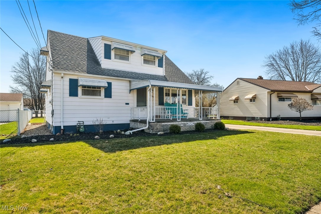 15461 Agnes Boulevard, Brook Park, Ohio image 2