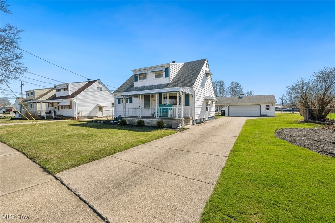 15461 Agnes Boulevard, Brook Park, Ohio image 3