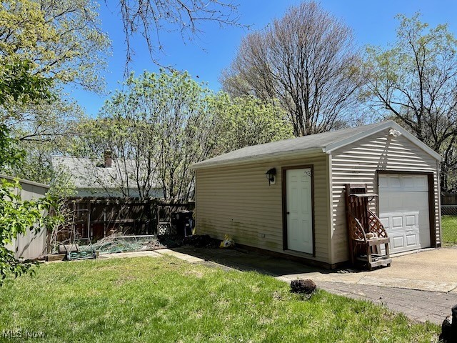1167 Hilltop Drive, Akron, Ohio image 2
