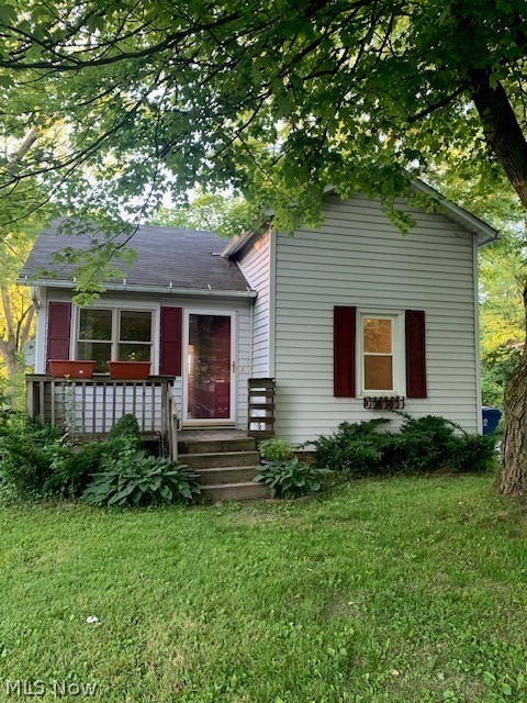 Photo 1 of 20 — 1816 Tremont Avenue SE, Massillon, OH 44646
