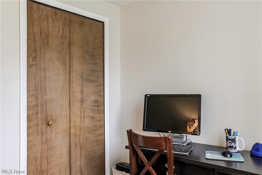 Valley Brook V111 - Residential