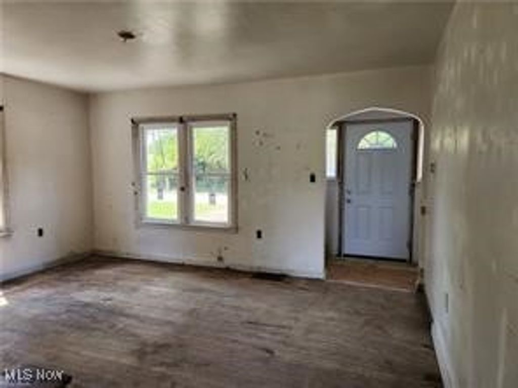 Photo of 3588 Jefferson Road, Ashtabula, OH 44004 (MLS # 5179914)