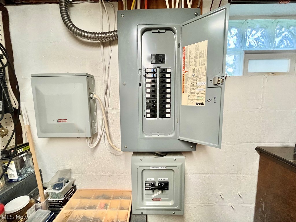 Connecticut Western Reserve - Residential