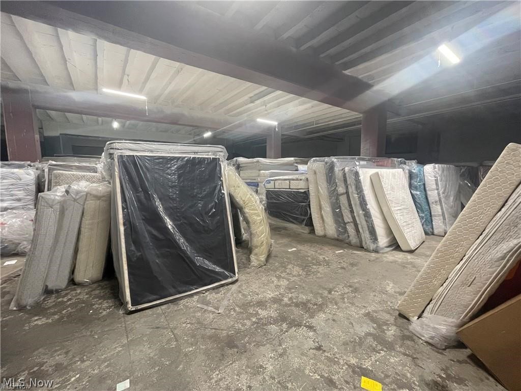 Akron - Commercial Sale