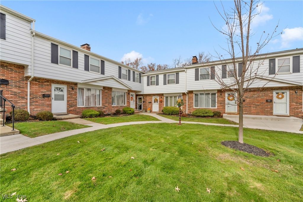 Photo of 6486 State Road, Parma, OH 44134 (MLS # 5174232)