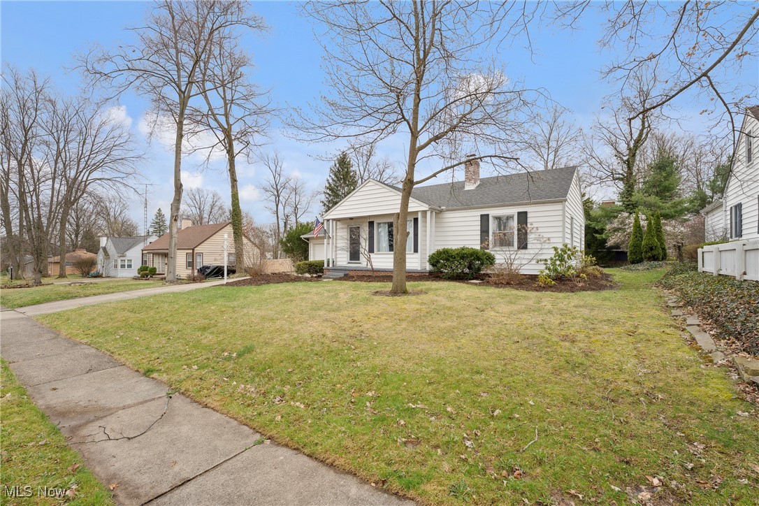1140 Overlook Drive, Alliance, Ohio image 3