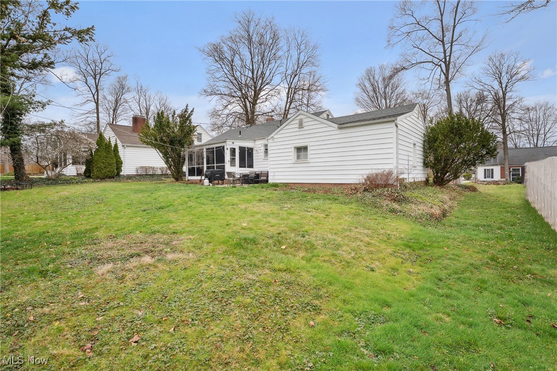 1140 Overlook Drive, Alliance, Ohio image 5