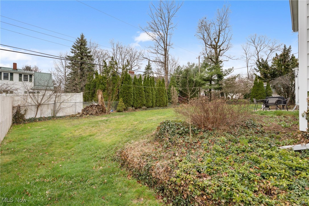1140 Overlook Drive, Alliance, Ohio image 4