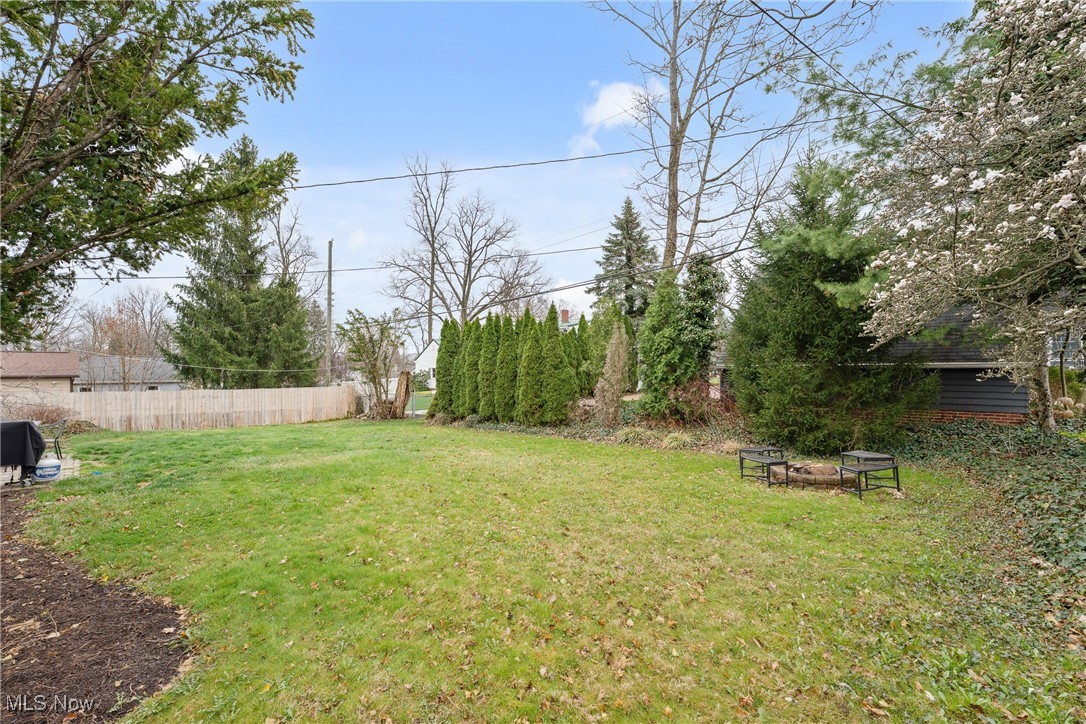 1140 Overlook Drive, Alliance, Ohio image 9