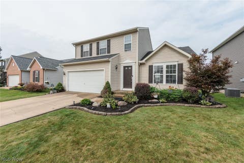 Tiny photo for 5410 Fountain Circle, North Ridgeville, OH 44039 (MLS # 5236841)