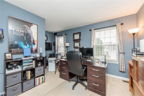 Tiny photo for 5410 Fountain Circle, North Ridgeville, OH 44039 (MLS # 5236841)
