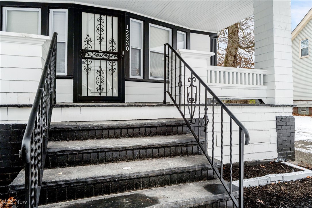 12330 Forest Grove Avenue