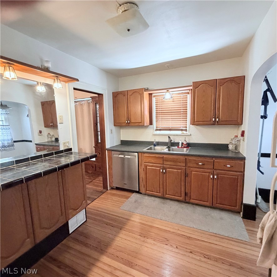 3196 W 116th Street