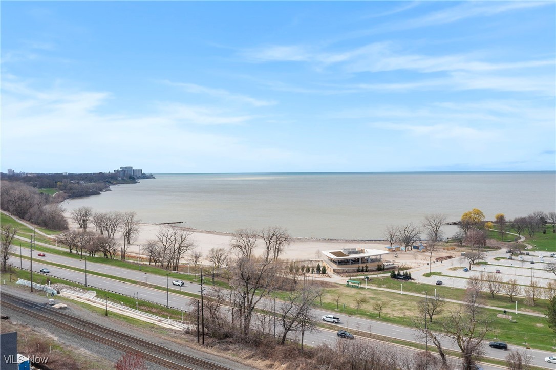 1262 West Boulevard, Cleveland, Ohio image 15