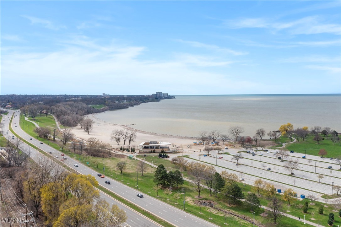 1262 West Boulevard, Cleveland, Ohio image 16