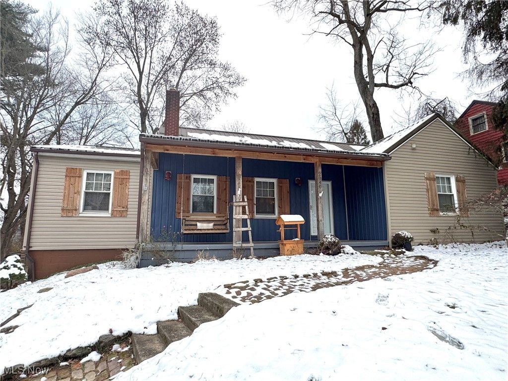 Photo of 2040 Norwood Boulevard, Zanesville, OH 43701 (MLS # 5175991)