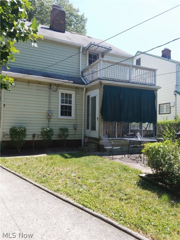 Crestmore Realty Cos Resub - Residential Lease