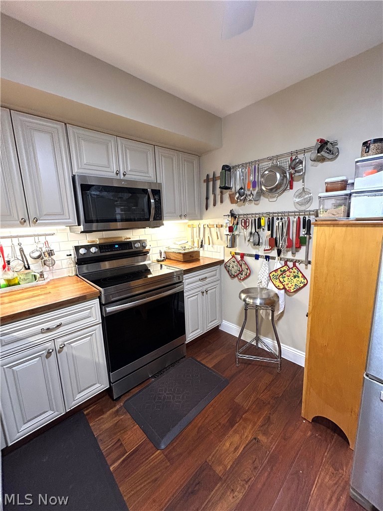 Heritage Hill Condo - Residential