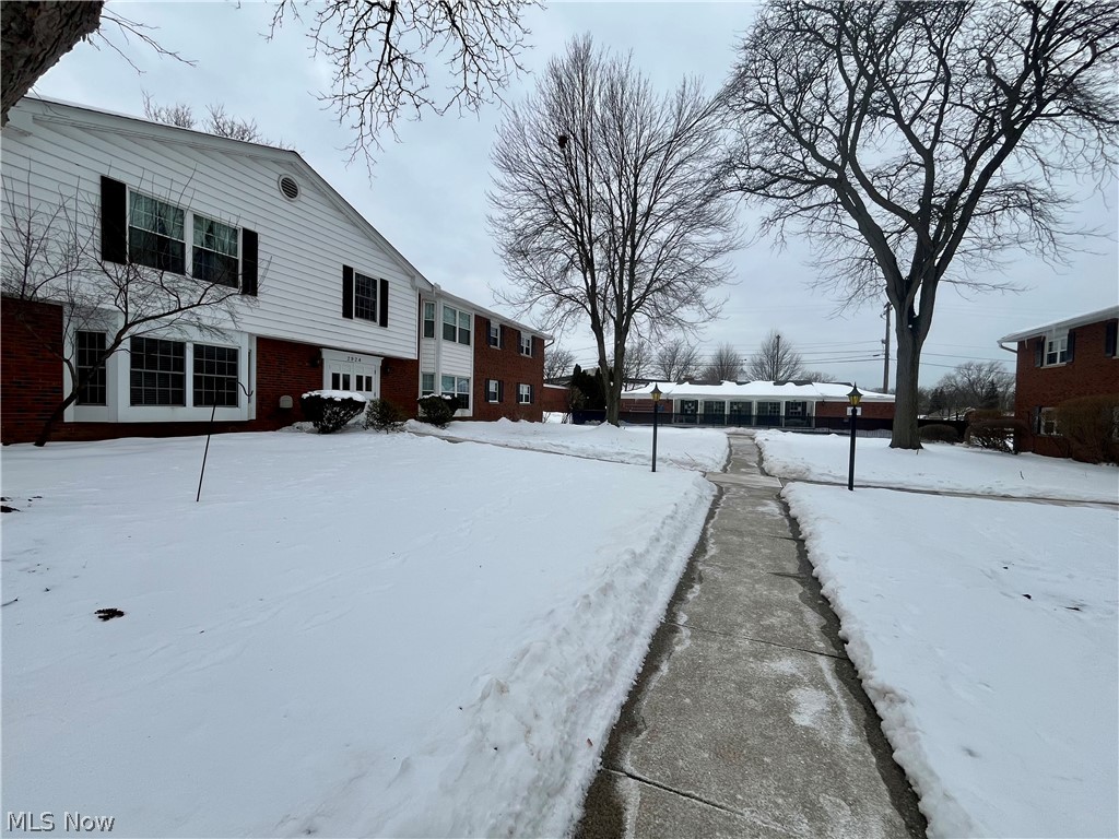 Heritage Hill Condo - Residential