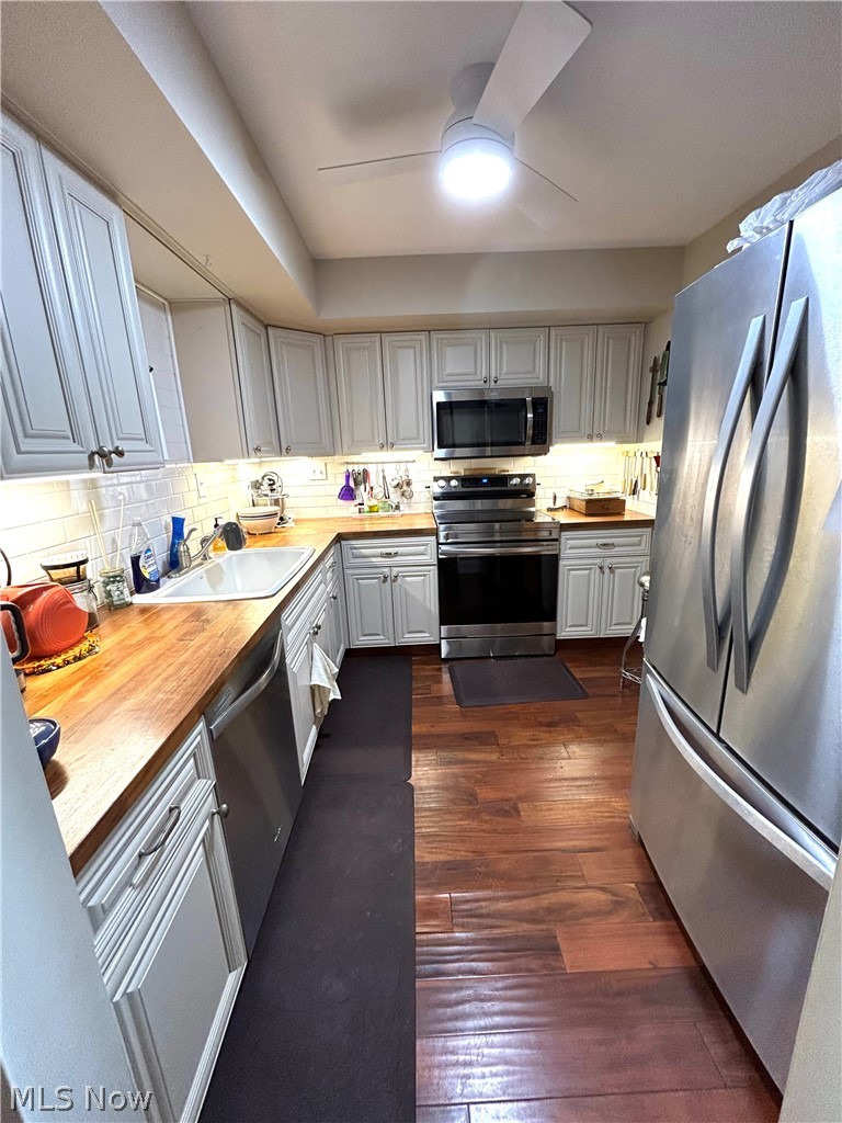 Heritage Hill Condo - Residential