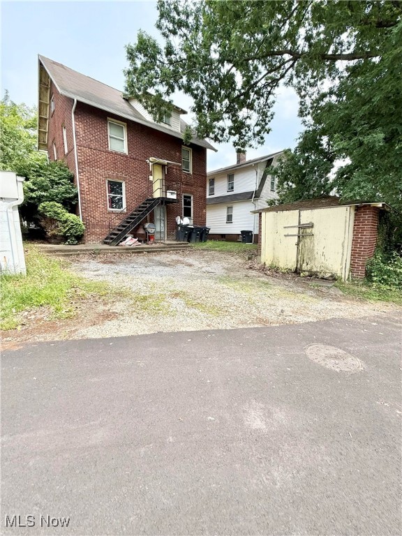 Kenwood - Residential Income