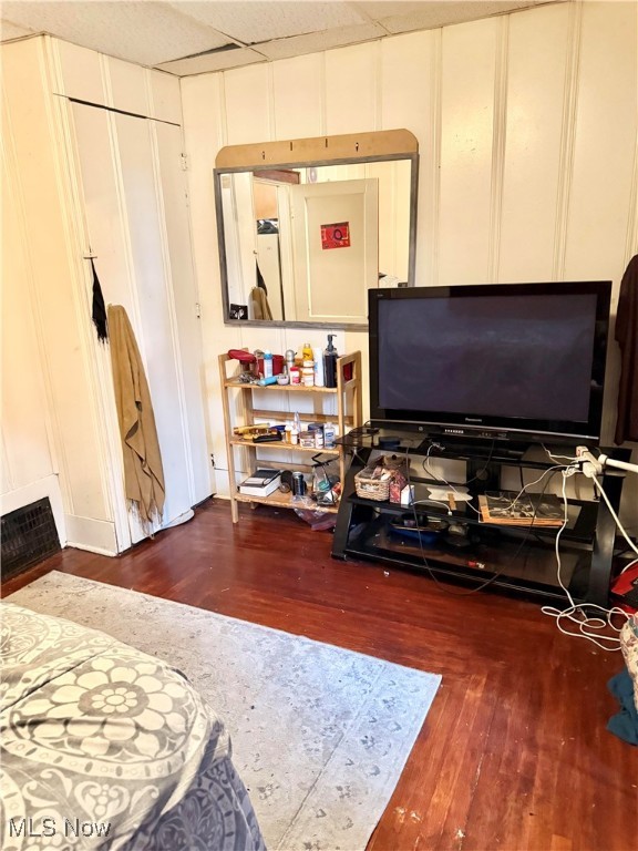 Kenwood - Residential Income