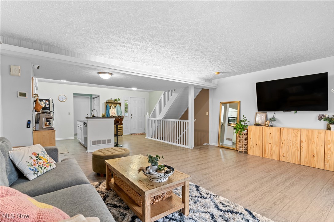 Highlands/Autumn Mdw Ph 01 - Residential