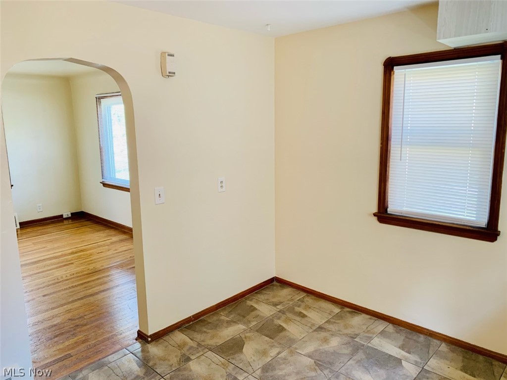 Seltzer Round Garfield Pkwy - Residential