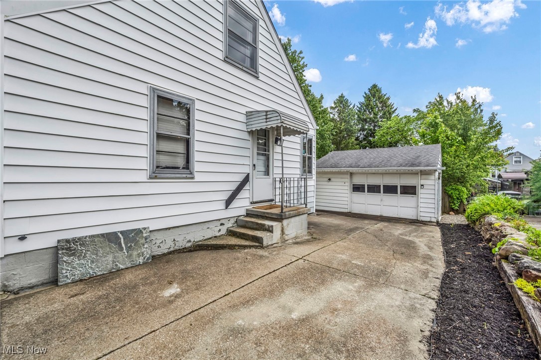 2314 Briner Avenue, Akron, Ohio image 31