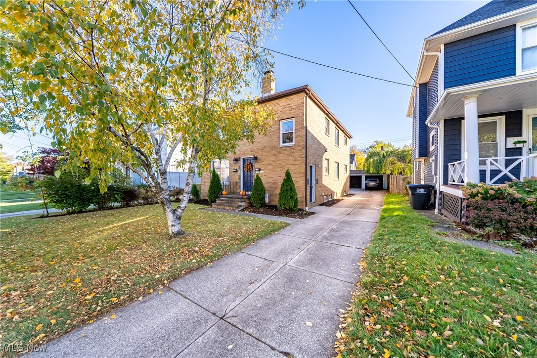 1313 Saint Charles Avenue