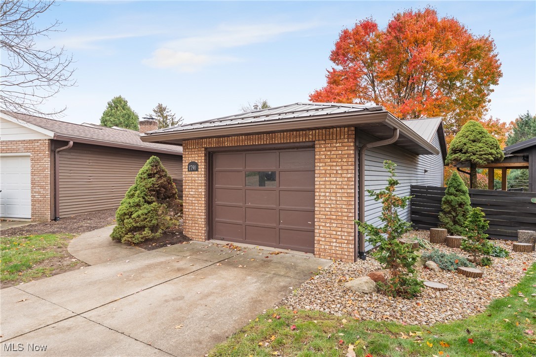 Pine Cove - Residential