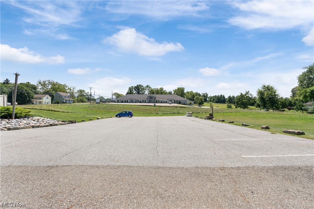 Mcdonaldsville - Commercial Sale