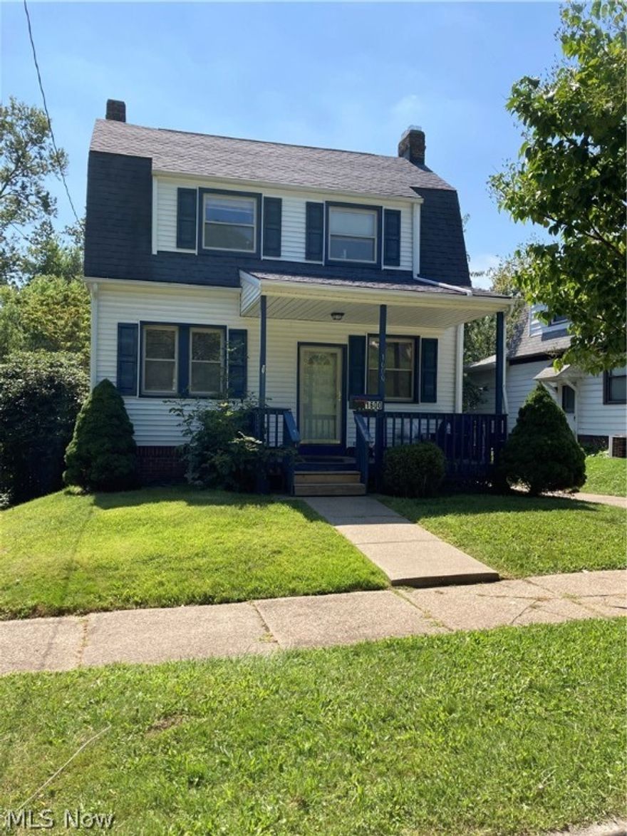 Great opportunity! 2 bedroom home in the heart of Goodyear Heights. Newer roof, updated vinyl siding. Great bones and great potential with this house. Home has central air and glass block windows as well!