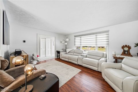 Tiny photo for 7374 Celina Street NW, Massillon, OH 44646 (MLS # 5187726)