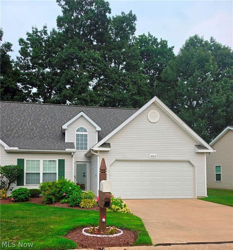 Condo For Sale - 4003 Mallard Bay Dr<br/> Perry, OH 44081