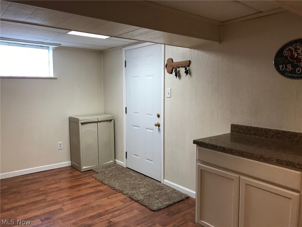 CRESTVIEW  MANOR - Residential